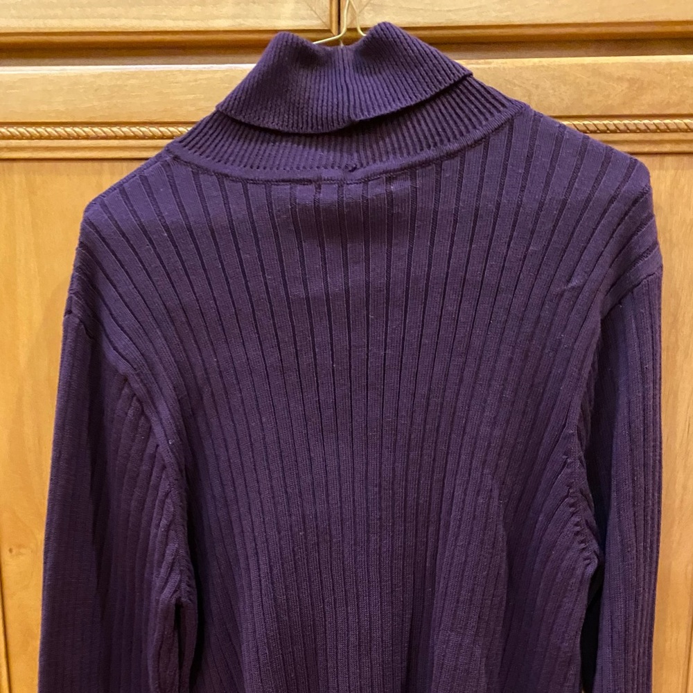 Jeanne Pierre turtle neck sweater